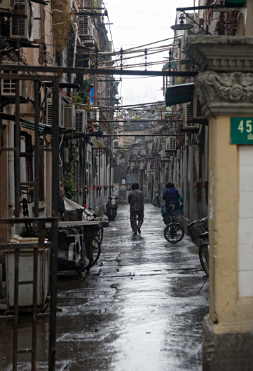 Shanghai Ghetto - Typical ghetto alleyway