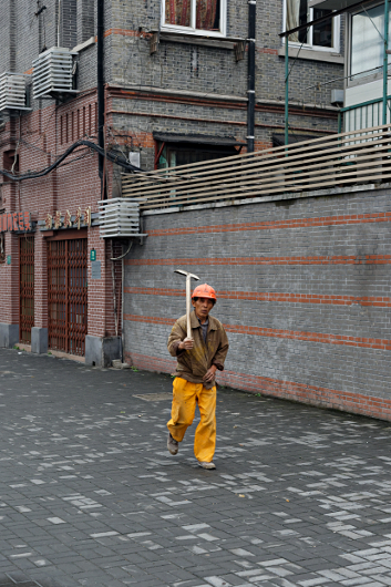 Shanghai Ghetto - Worker