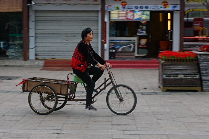 Shanghai Water Towns - Ute Bike