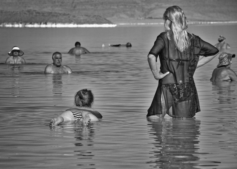 Dead Sea - Derrieres