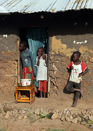 Visiting the Abayudaya in Nabugoye, Uganda - Who's Coming for Dinner?