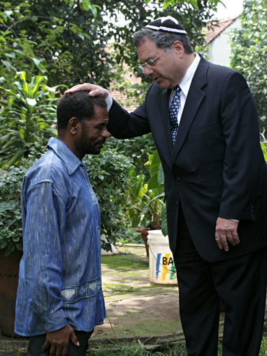 Visiting Nairobi, Kenya - Rabbi Riskin Blessing Local