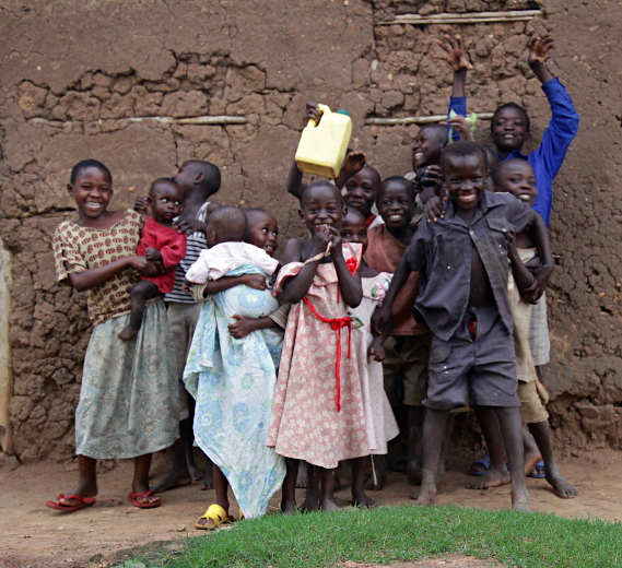 Visiting the Abayudaya in Namanyonyi, Uganda - Children in Namanyonyi