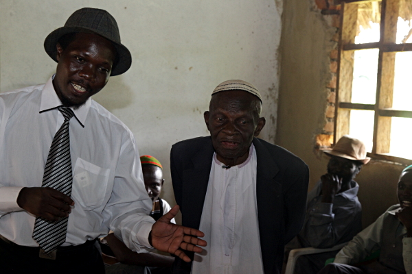 Visiting the Abayudaya Tribe in Putti, Uganda - Enosh Translating from Swahili