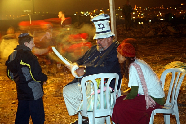 The Israeli Flag - Balloon Man on Eitam