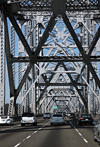 August in the US - Bay Bridge -- Cantilever