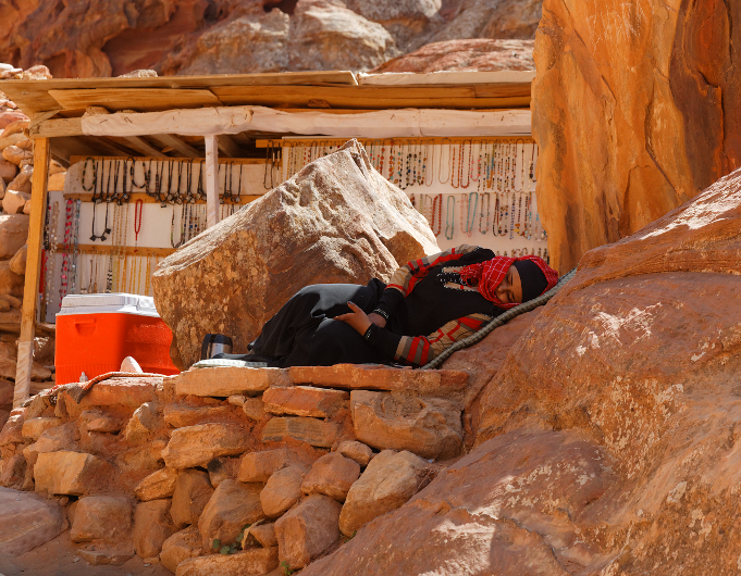 Petra - Sleeping Bedouin saleslady