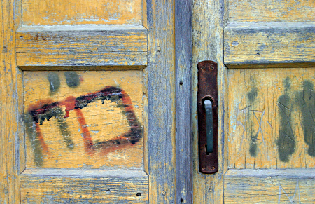 Rust - Yellow Doors, Yerushalayim