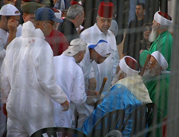 Samaritan, Shomronim, Passover Sacrifice - Blessing from the High Priest following the slaughter