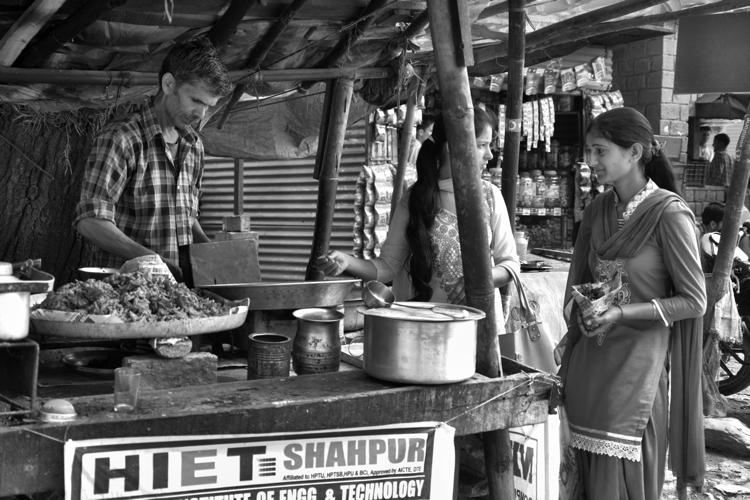 India 2015 - Snack Stop, on the Road to Dharamshala