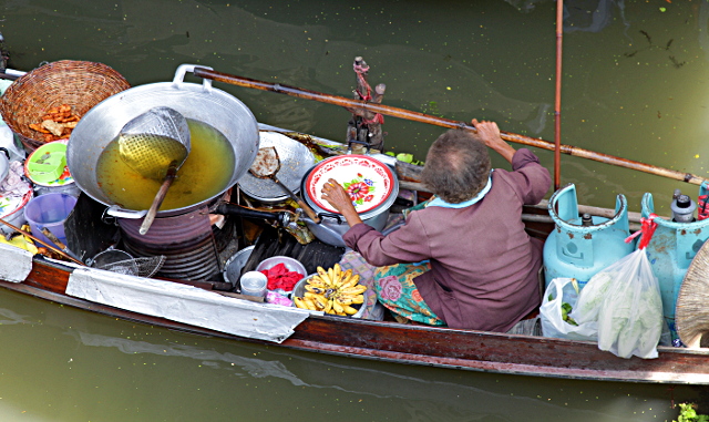 Thailand - Floating Deep Fry