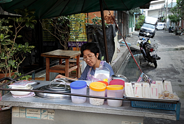 Thailand - New Thai Cuisine: Sandwiches